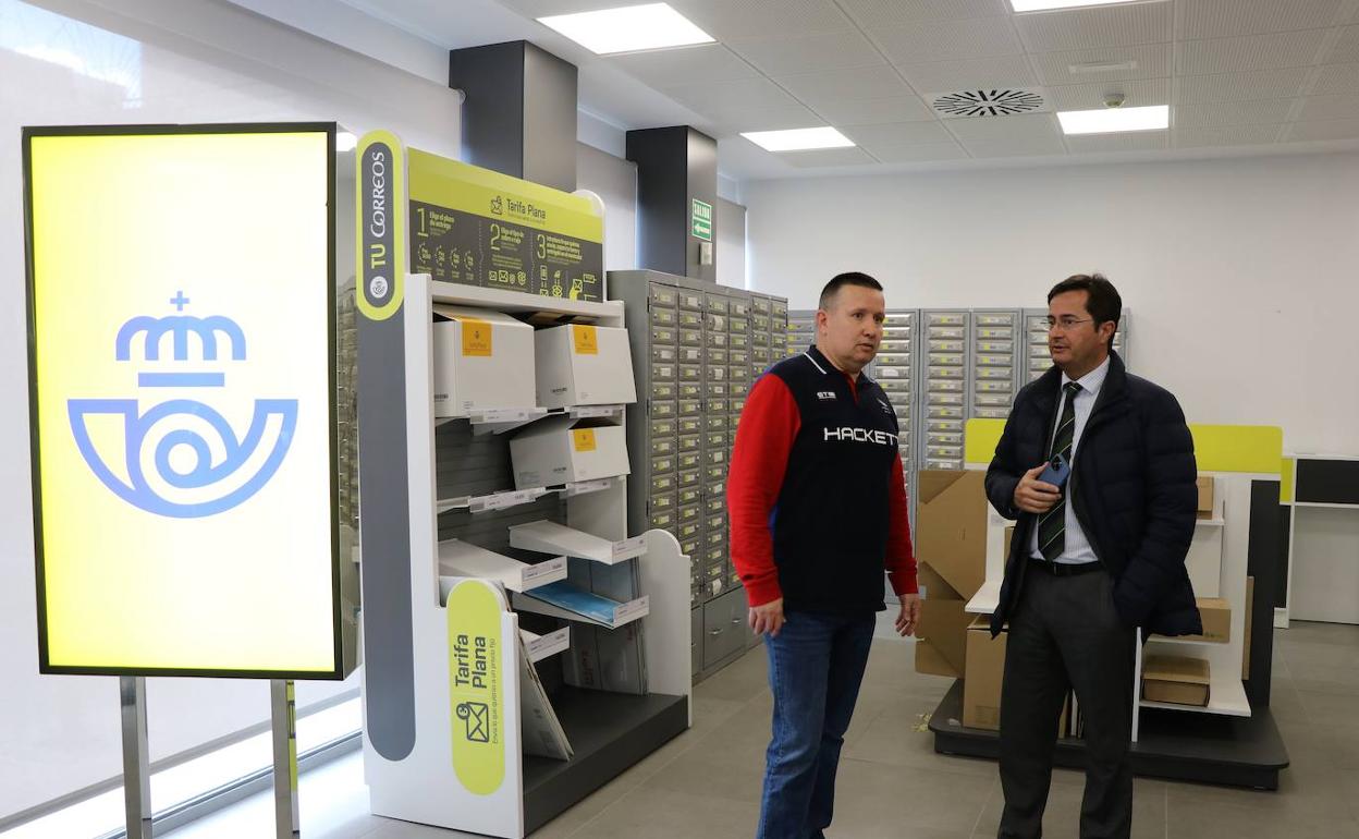 El Ayuntamiento ofrece colaboración a Correos para que abra en Almerimar