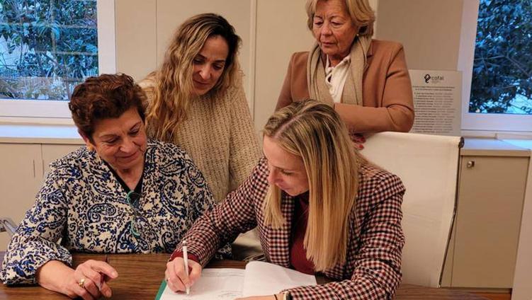 La asociación El Timón y el Colegio de Farmacéuticos se unen