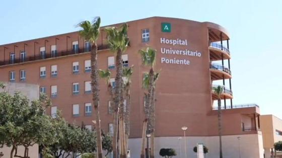 El Poniente forma a médicos sobre rinología con cirugía en directo