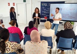Servicios Sociales da claves para mejorar la comunicación entre progenitores e hijos adolescentes