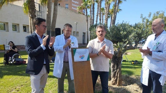 Un olivo centenario recordará por siempre la generosidad de los donantes en el Poniente