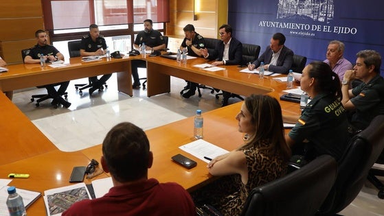 El Ejido reforzará por San Juan la vigilancia de las playas en todo el litoral