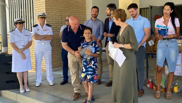 Los alumnos del CEIP Miguel Servet recrean la tradición marinera de Balerma