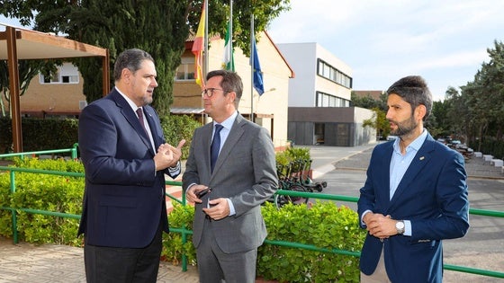 El Ejido recibe el premio andaluz 'Educaciudad'