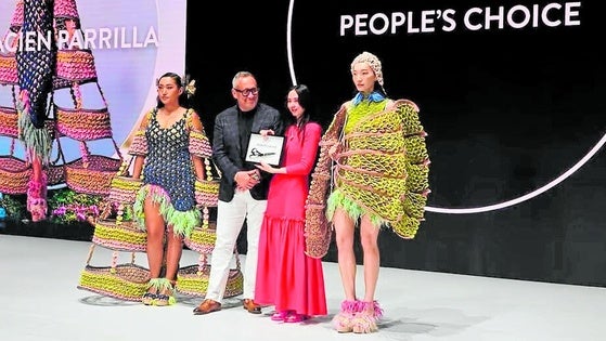 La diseñadora Silvia Acién enamora a Asia