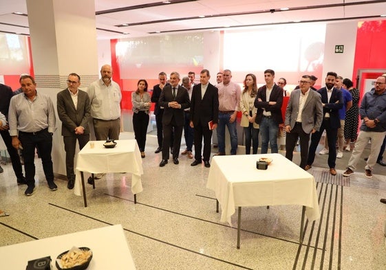 Un gran banco inaugura una oficina en El Ejido para empresas que facturen más de dos millones de euros