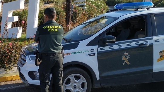 Heridos dos trabajadores, uno grave, por una deflagración en un almacén agrícola de El Ejido