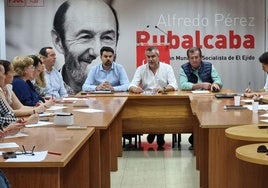 Lorenzo acusa que «el PP no le dice la verdad ni a los médicos» del Hospital de Poniente