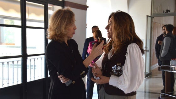 Julia Ibáñez: «María Jesús Montero impidió la construcción del IES de Almerimar que pronto será realidad con Juanma Moreno»