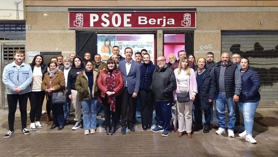 El PSOE eleva el tono y exige a Salud «atienda el clamor del Poniente» y ascienda el Hospital a Especialidades