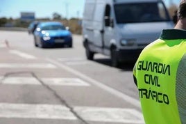 Cinco heridos, dos de ellos menores, tras la colisión de una furgoneta y un turismo en El Ejido