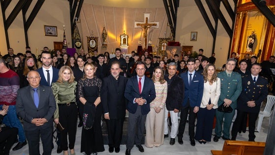 El Ejido presenta el cartel de Semana Santa con un gran Cristo del Amor