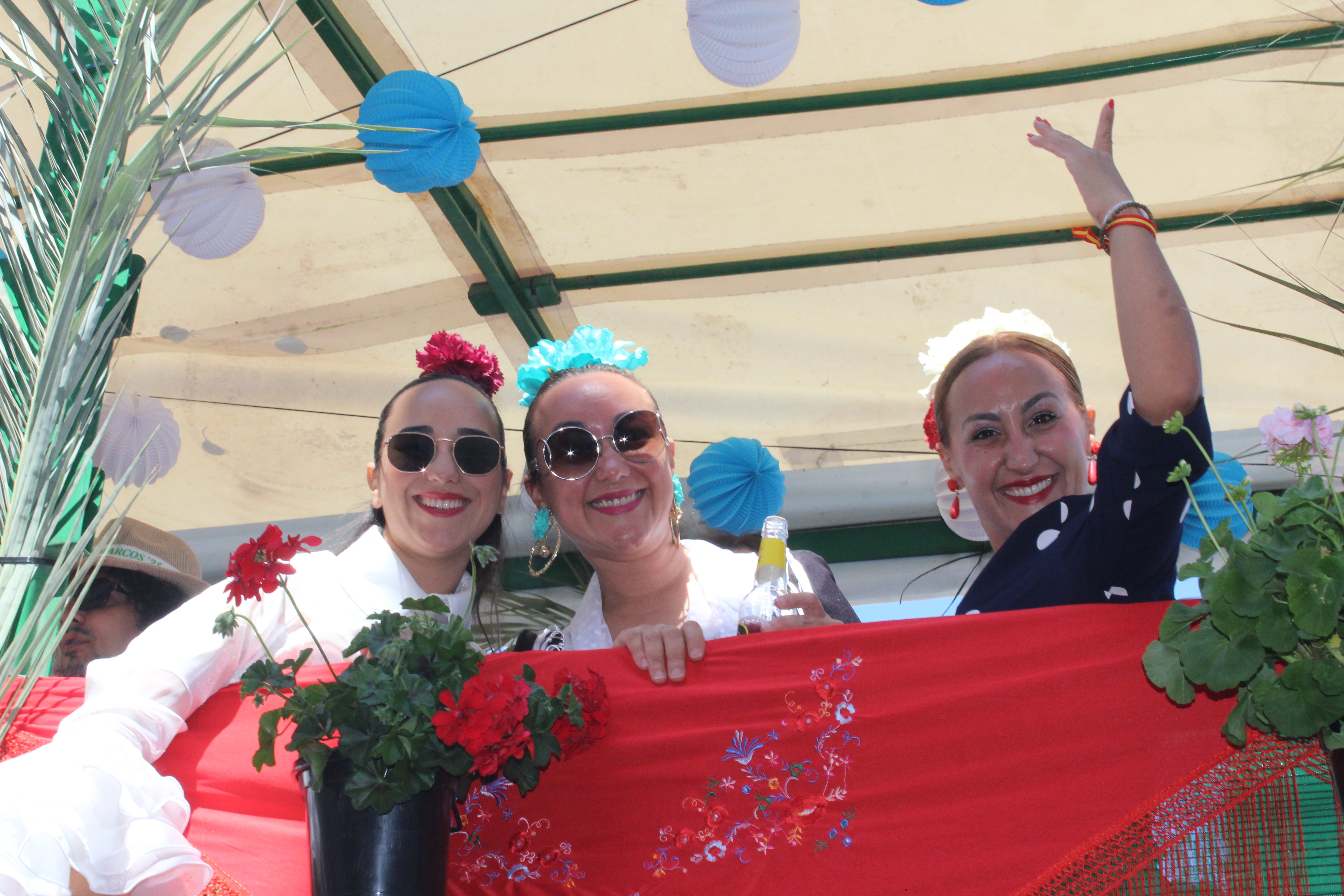 Colorido en la procesión - romería de San Marcos, en imágenes