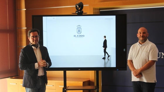 El Ejido actualiza el Escudo municipal con un diseño más moderno adaptado a los nuevos entornos digitales