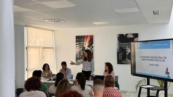 Servicios Sociales promueve talleres de refuerzo para prevenir el absentismo escolar en El Ejido