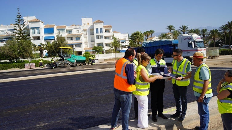 Las obras de remodelación del aparcamiento junto al campo de rugby de El Ejido, en su recta final