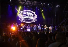 Chamae y Agro Dj's llenan de música y diversión el Parque Municipal de El Ejido