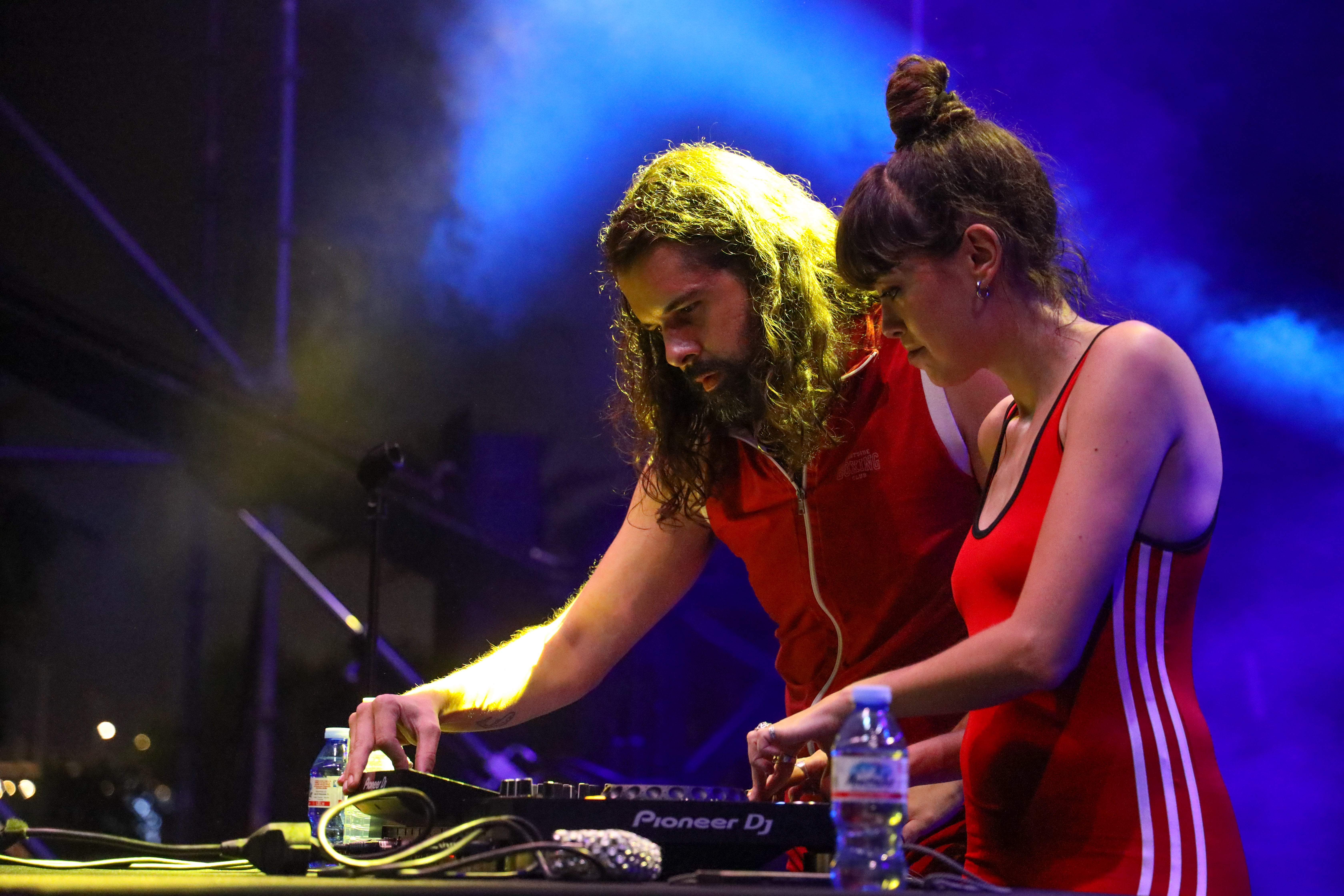 Chamae y Agro Dj's llenan de música y diversión el Parque Municipal de El Ejido