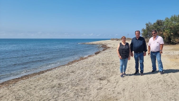 El PSOE advierte de que la playa de Guardias Viejas se ha quedado sin accesos por la costa