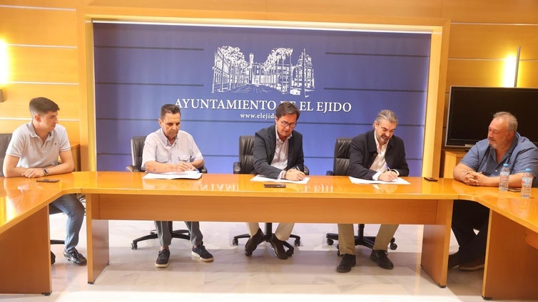 La EDAR de El Ejido probará nuevas formas de obtener agua regenerada con menos salinidad