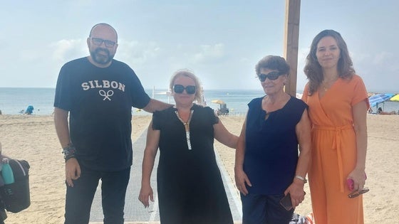 La Playa de Levante incorpora nuevos servicios para personas con movilidad reducida