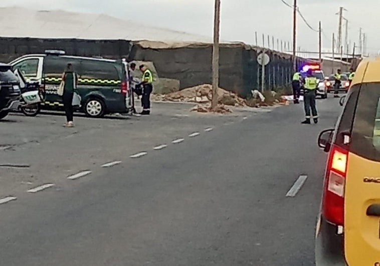 Muere el conductor de un patinete en un accidente en El Ejido