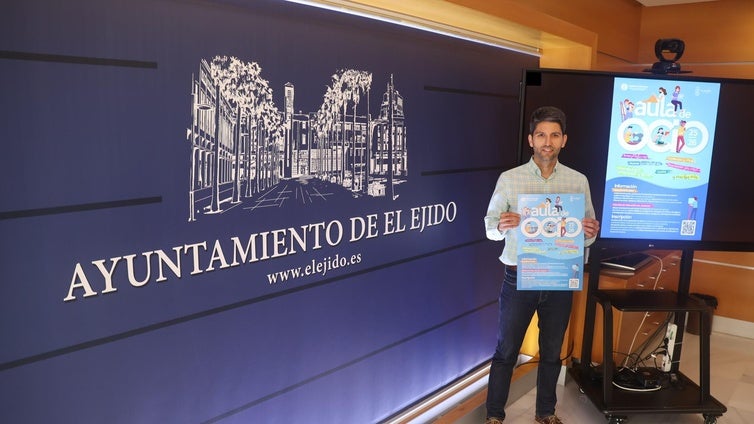El Aula de Ocio de El Ejido arranca curso con más de 60 propuestas para el municipio