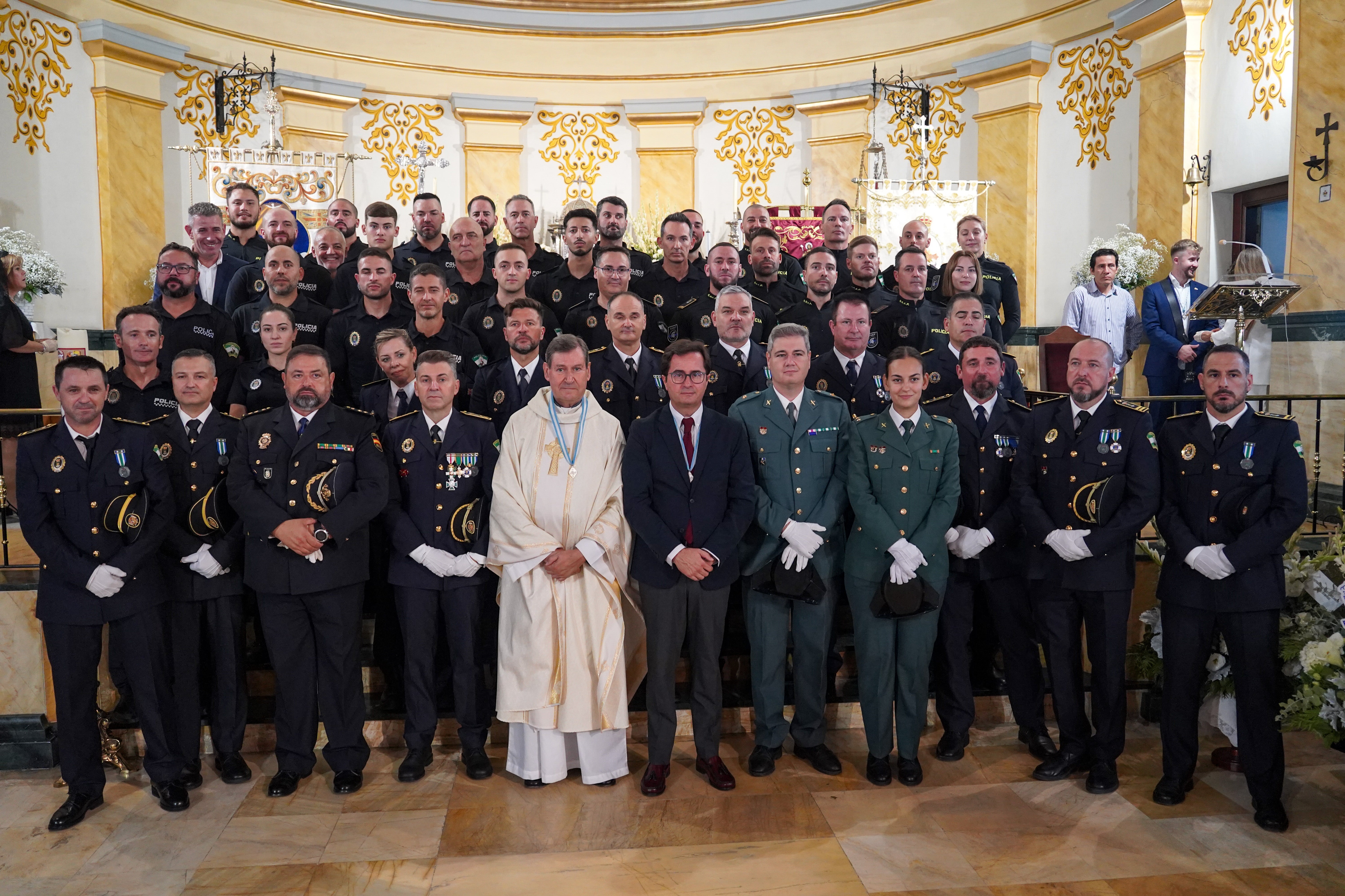 La Divina Infantita recorre las calles ejidenses en su día grande, en imágenes