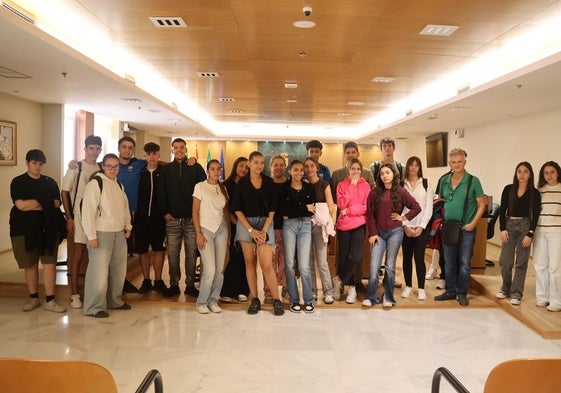 Foto grupal de la visita.