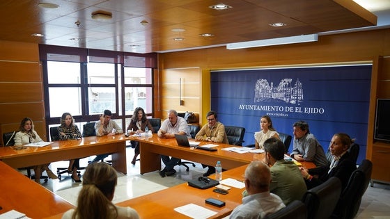 El Ejido incrementa medios para la Policía Local con la adquisición de 86 chalecos antibalas
