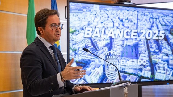 El Ejido reduce su deuda y prevé grandes inversiones en 2026