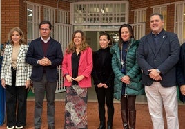 La consejera, María del Carmen Castillo, puso en valor el compromiso del Gobierno andaluz con una educación pública de calidad en El Ejido.