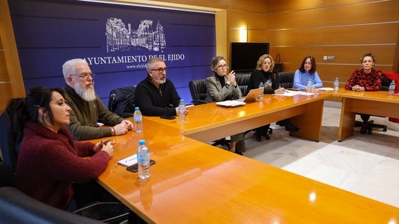La primera Comisión de Trabajo del Plan Estratégico de Comercio de El Ejido se reúne para fortalecer al sector