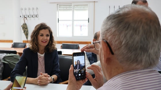 El Ejido forma a los mayores con talleres de digitalización