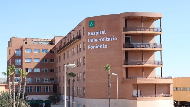 Evacúan con heridas a una mujer atropellada en El Ejido, cuyo conductor se ha dado a la fuga