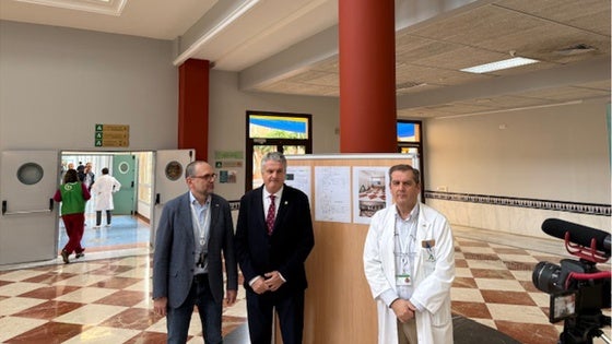 El Hospital de Poniente renueva el vestíbulo de entrada del área de Hospitalización
