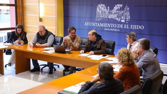 El Ejido adjudica el contrato para mantener en condiciones la red de caminos rurales