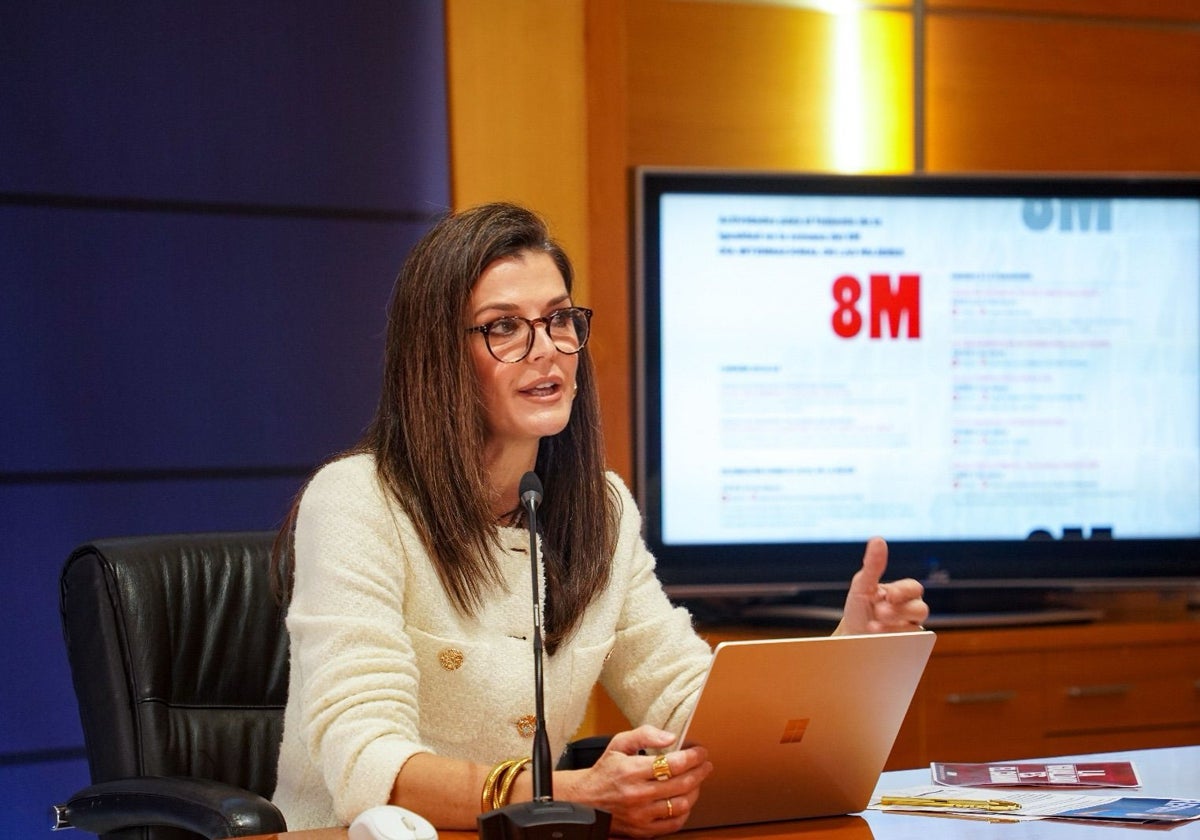 La edil de Servicios Sociales, Delia Mira, dio a conocer los detalles de este calendario de propuestas.