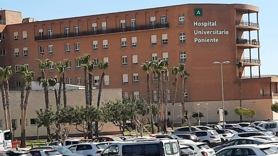 El Hospital Universitario Poniente impulsa la humanización del parto con la estrategia del contacto piel con piel