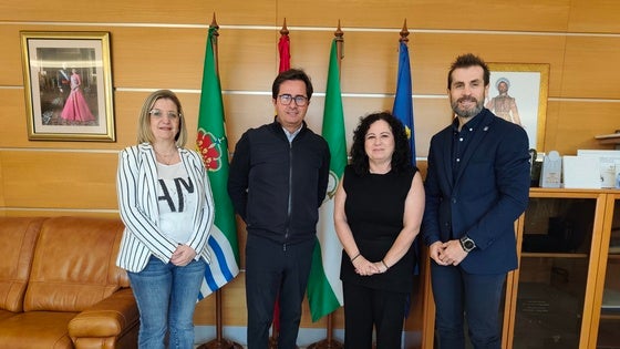 Góngora recibe a la presidenta del Colegio Oficial de Graduados Sociales de Almería