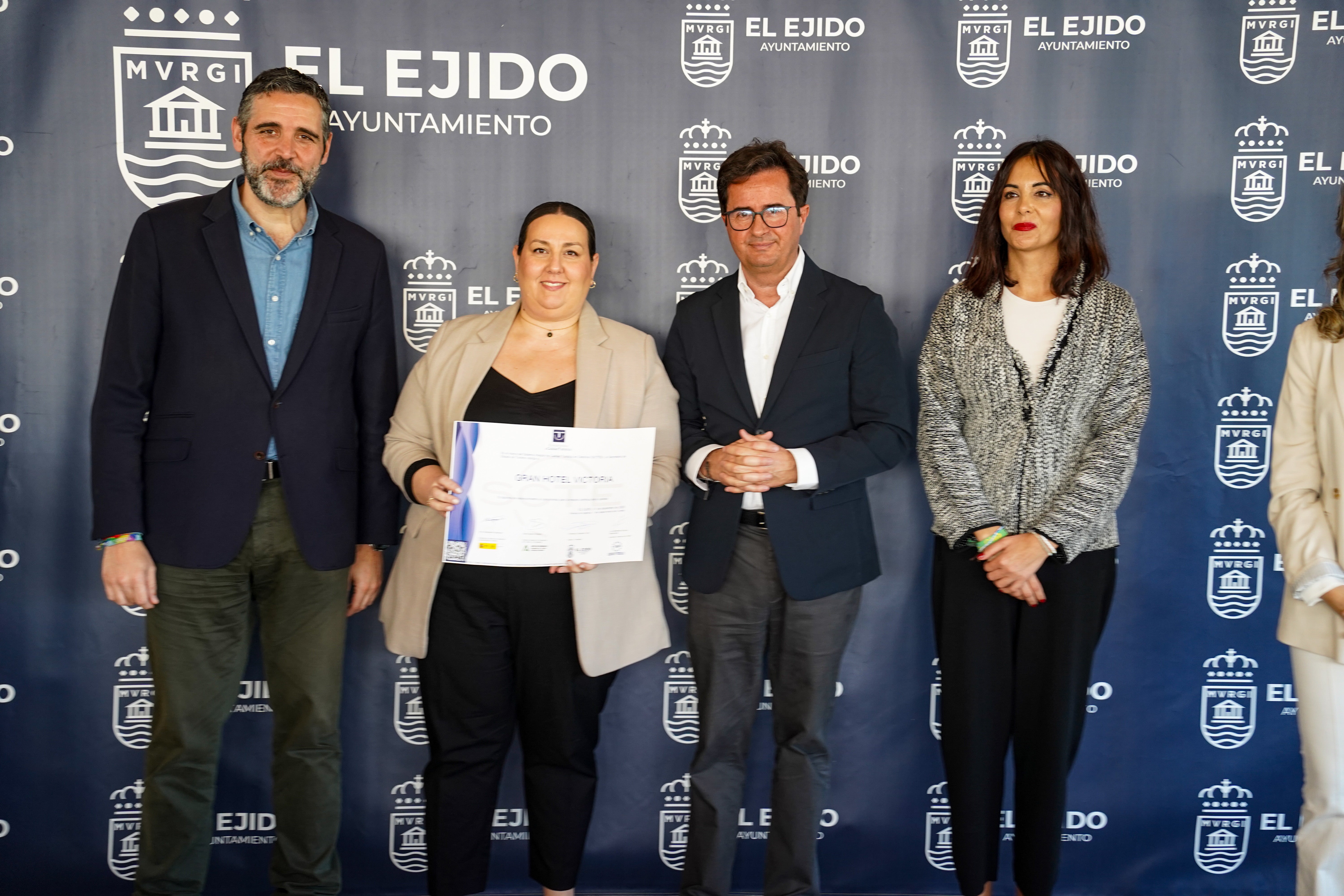 El Ejido entrega las distinciones SICTED, en imágenes