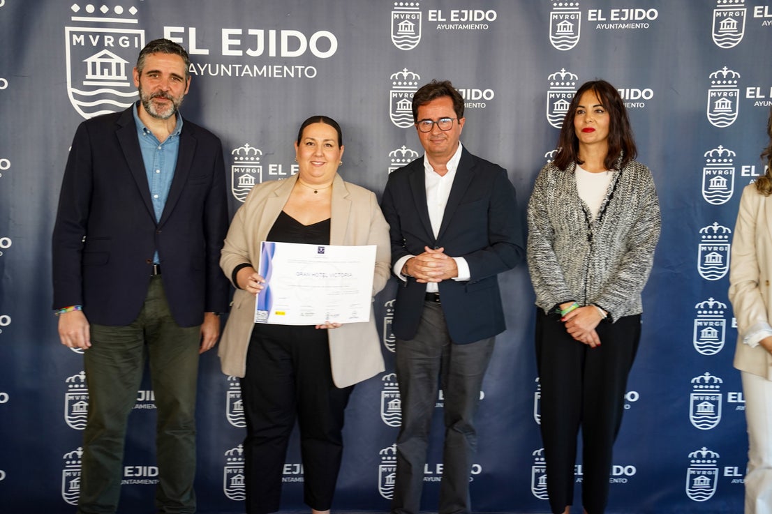 El Ejido entrega las distinciones SICTED, en imágenes