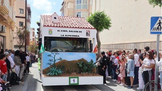 'El Ejido, balcón de la Alpujarra' logra el primer premio del Concurso de Carrozas de San Marcos 2026