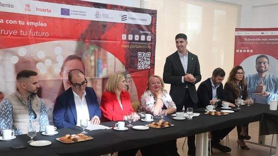 MurgiJoven acoge 'Aportando empleo a tu empresa' para la inserción laboral en El Ejido
