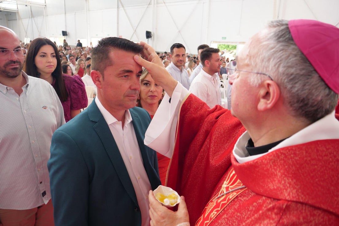 Más de 2.000 personas en la 'confirmación masiva' de Ejidomar