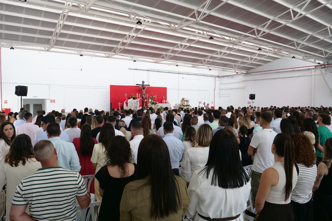 Más de 2.000 personas en la 'confirmación masiva' de Ejidomar