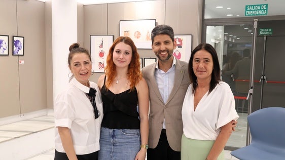Murgijoven acoge 'No es IA, una exposición del IES Santo Domingo'