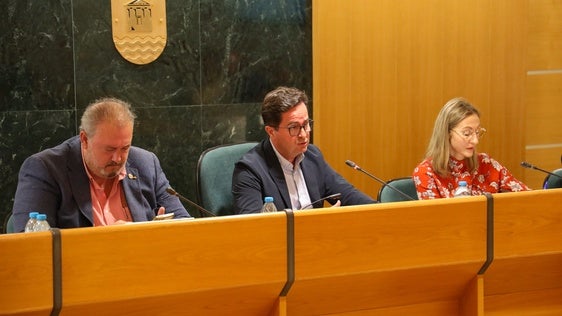 El Pleno de El Ejido advierte sobre la grave situación de deterioro institucional y pérdida de credibilidad del Gobierno de España