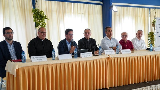 El Ejido acoge el Congreso de Religión Católica 'Educar, Innovar, Evangelizar'
