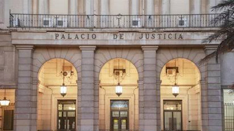 El Consejo Andaluz de Colegios de Abogados condena la agresión con un arma a una letrada en El Ejido